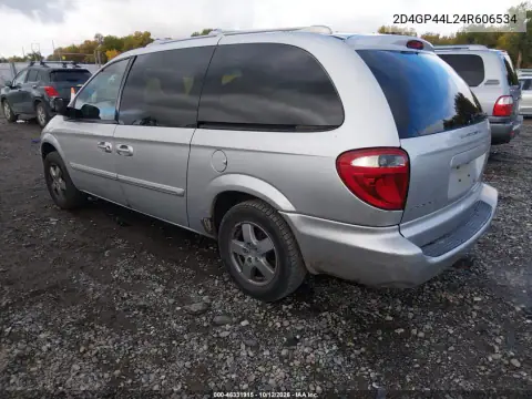 2D4GP44L24R606534 — 2004 Dodge Caravan, foto 4 de IAAI, Parte trasera