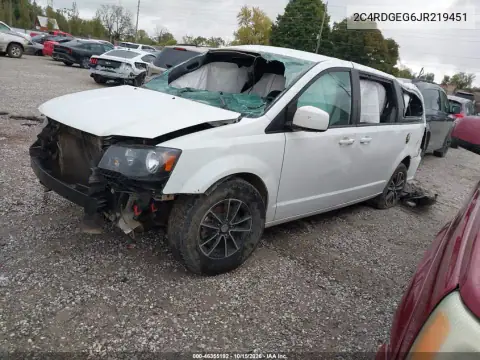 2C4RDGEG6JR219451 — 2018 Dodge Caravan, photo 2 from IAAI, All-over damage