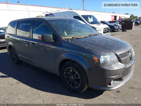 2C4RDGEG1KR637059 — 2019 Dodge Caravan, Normal wear, before-repair photos
