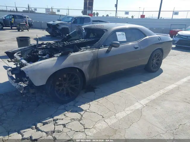 2C3CDZC91JH309705 — 2018 Dodge Challenger Srt Hellcat, фото 2 с аукциона IAAI 30.09.2026, Следы пожара снаружи