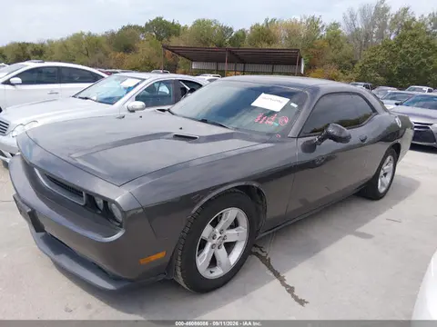 2014 Dodge Challenger Sxt VIN 2C3CDYAG7EH294337 фото 2