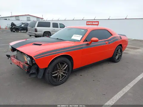 2C3CDZAG4GH323401 — 2016 Dodge Challenger SXT, photo 2 from IAAI 20.10.2026, Front end