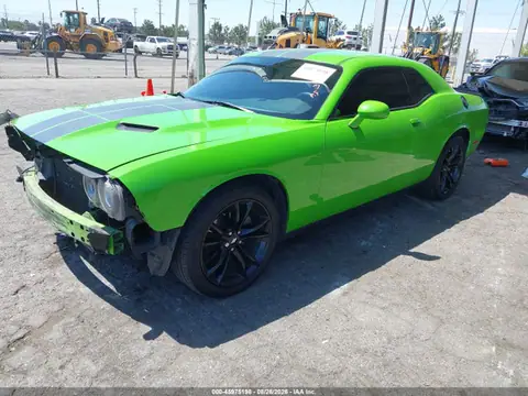 2C3CDZAG6HH592646 — 2017 Dodge Challenger SXT, ფოტო 2, IAAI 27.10.2026, წინა ნაწილი