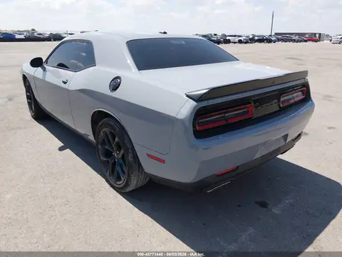 2C3CDZAG0MH547308 — 2021 Dodge Challenger SXT, фото 3 з IAAI 22.10.2026, Правий бік