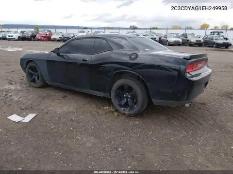 2C3CDYAG1EH249958 — 2014 Dodge Challenger, photo 4 from IAAI, Right front