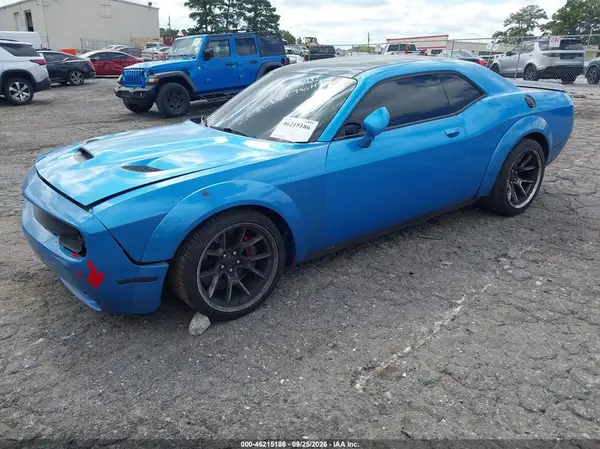 2C3CDZC95GH217201 — 2016 Dodge Challenger, photo 2 from IAAI, Front end