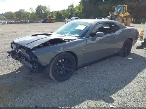 2C3CDZFJ8HH649014 — 2017 Dodge Challenger, фото 2 с аукциона IAAI, ПЕРЕДНЯЯ ЧАСТЬ