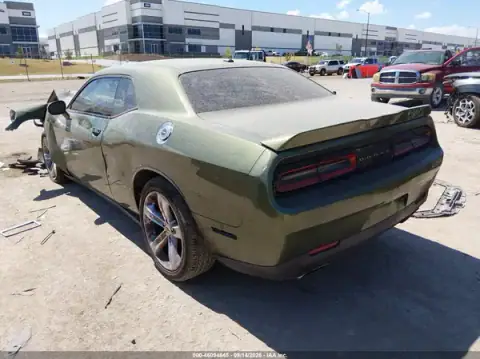 2C3CDZAG1JH215230 — 2018 Dodge Challenger, foto 3 de IAAI, Parte delantera