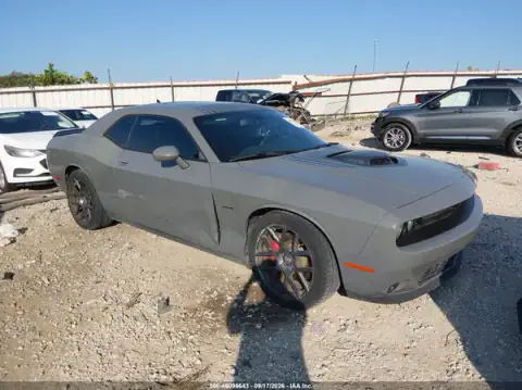 2C3CDZBT9JH146461 — 2018 Dodge Challenger, правый бок (Right Side), фото до ремонта