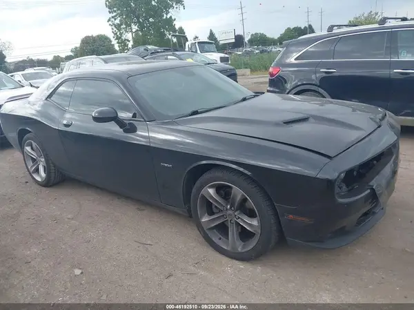 2C3CDZBT7JH252701 — 2018 Dodge Challenger, Передняя часть (Front End), фото до ремонта