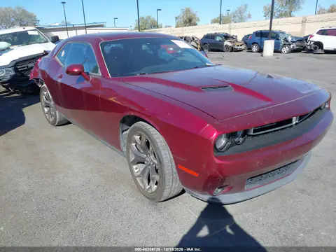 2C3CDZAG6JH168986 — 2018 Dodge Challenger, Parte trasera, fotos antes de reparar