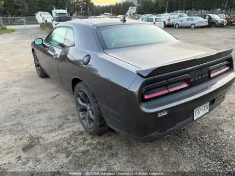 2C3CDZAGXKH593659 — 2019 Dodge Challenger, zdjęcie 3 z IAAI 23.09.2026, Przód