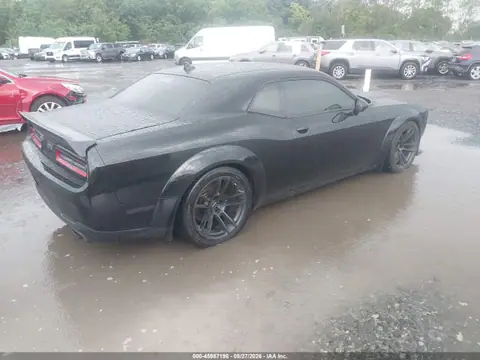 2C3CDZL98KH517601 — 2019 Dodge Challenger, фото 4 с аукциона IAAI 26.10.2026, Подтопление