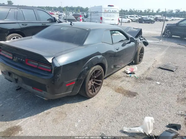 2C3CDZFJ4MH517345 — 2021 Dodge Challenger, фото 4 с аукциона IAAI 13.10.2026, Передняя часть