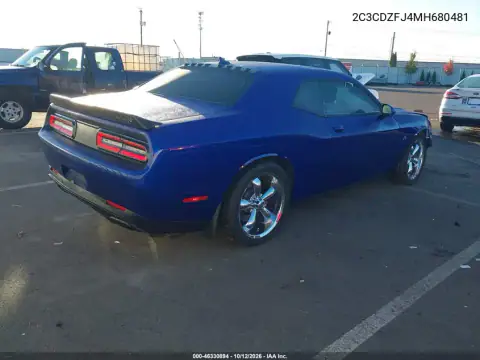 2C3CDZFJ4MH680481 — 2021 Dodge Challenger, zdjęcie 5 z IAAI, Przód