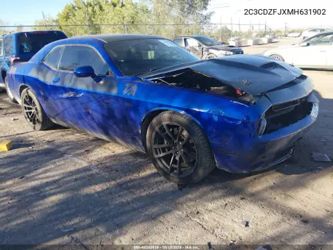 2C3CDZFJXMH631902 — 2021 Dodge Challenger, წინა ნაწილი, ფოტოები შეკეთებამდე
