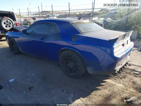 2C3CDZFJXMH631902 — 2021 Dodge Challenger, zdjęcie 4 z IAAI, Przód