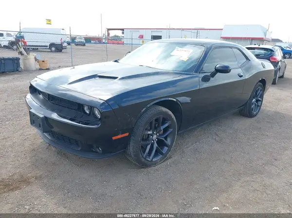 2C3CDZAGXPH570938 — 2023 Dodge Challenger, фото 2 с аукциона IAAI, Правый бок