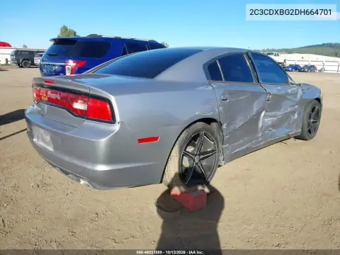 2C3CDXBG2DH664701 — 2013 Dodge Charger, photo 5 from IAAI, Right side