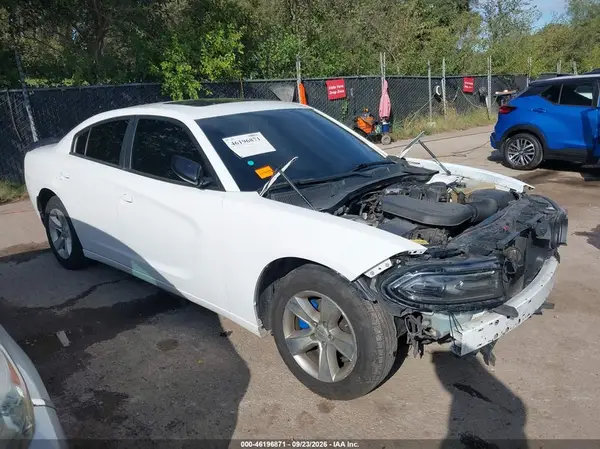 2C3CDXHG3GH150366 Dodge Charger 2016 — uszkodzenie Przód, zdjęcie przed naprawą