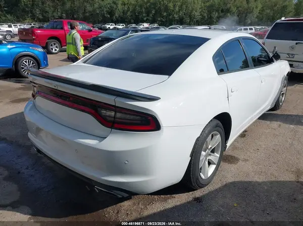 2C3CDXHG3GH150366 — 2016 Dodge Charger, zdjęcie 4 z IAAI 14.10.2026, Przód