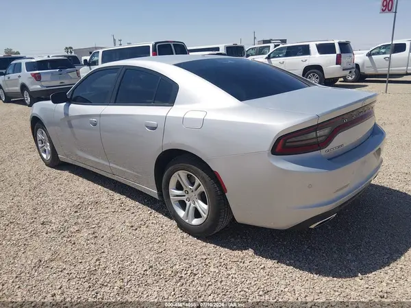 2C3CDXBG4LH190071 — 2020 Dodge Charger, фото 3 с аукциона IAAI 07.10.2026, Естественный износ
