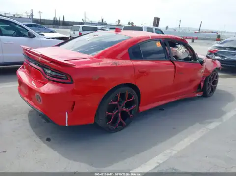 2C3CDXCT9LH138351 — 2020 Dodge Charger, фото 4 з IAAI, Пошкодження з усіх боків