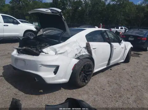 2C3CDXGJ2MH589759 — 2021 Dodge Charger, photo 4 from IAAI, Front end