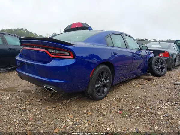 2C3CDXJG7MH644770 — 2021 Dodge Charger, zdjęcie 4 z IAAI 09.10.2026, Prawy przód