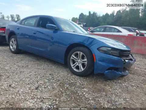 2C3CDXBG7MH640328 — 2021 Dodge Charger, Przód i tył, zdjęć przed naprawą
