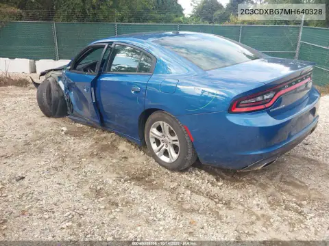 2C3CDXBG7MH640328 — 2021 Dodge Charger, фото 4 з IAAI, Передня й задня частини