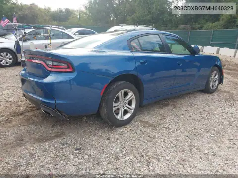 2C3CDXBG7MH640328 — 2021 Dodge Charger, фото 5 з IAAI, Передня й задня частини