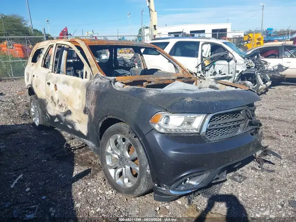 1C4RDJEG1GC422892 Dodge Durango 2016 — Complete burn damage, before-repair photo