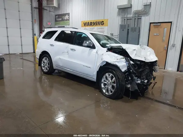1C4RDJEG3GC416723 Dodge Durango 2016 — Front end damage, before-repair photo