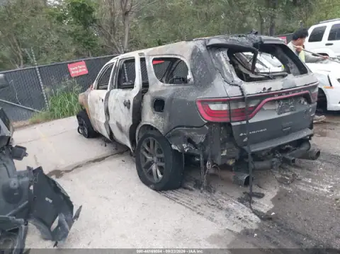 1C4SDJGJ3LC283837 — 2020 Dodge Durango, photo 3 from IAAI, Complete burn