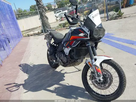 2023 Ducati Desert X VIN ZDMXANDT4PB003161 фото 1