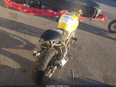 ZDM1RA4NX1B009966 — 2001 Ducati, zdjęcie 4 z IAAI 27.10.2026, Normalne zużycie