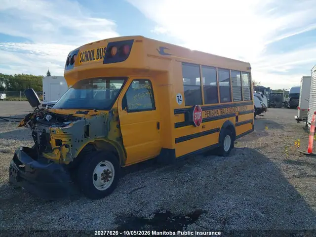 2021 Ford E450 Econoline Sd Cutaway VIN 1FDFE4FN2MDC06257 фото 2