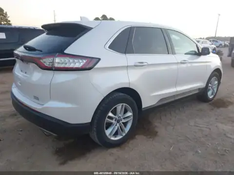 2FMPK3J90JBC06325 — 2018 Ford EDGE, zdjęcie 4 z IAAI 24.09.2026, Normalne zużycie