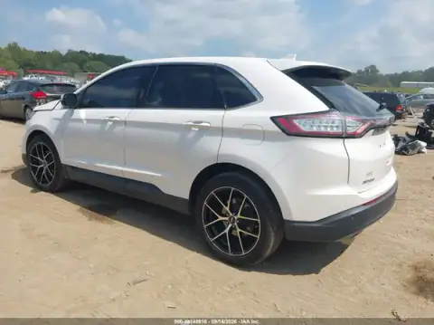 2FMPK3K96JBC09812 — 2018 Ford EDGE, photo 3 from IAAI, Front end