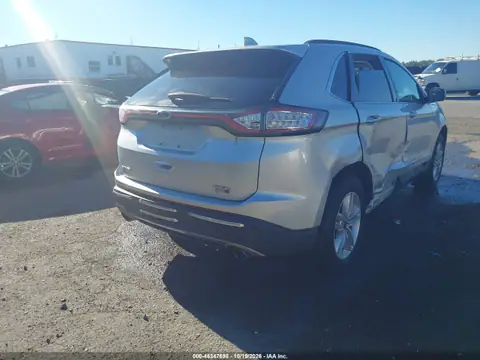 2FMPK4J9XJBC24448 — 2018 Ford EDGE, photo 5 from IAAI, Left and right sides