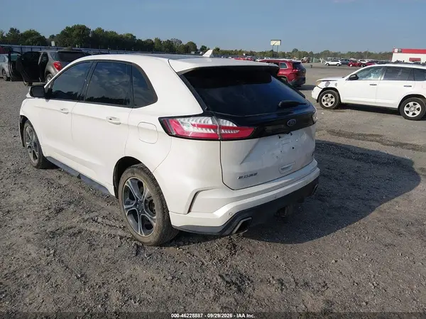 2FMPK4AP0KBB94585 — 2019 Ford EDGE, photo 3 from IAAI, Front end