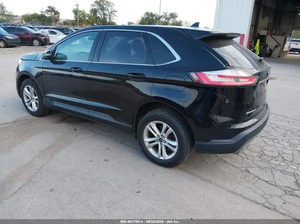 2FMPK4J95LBA98602 — 2020 Ford EDGE, zdjęcie 3 z IAAI, Przód