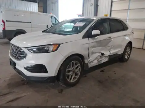 2FMPK4J93NBA53757 — 2022 Ford EDGE, zdjęcie 2 z IAAI, Lewy bok