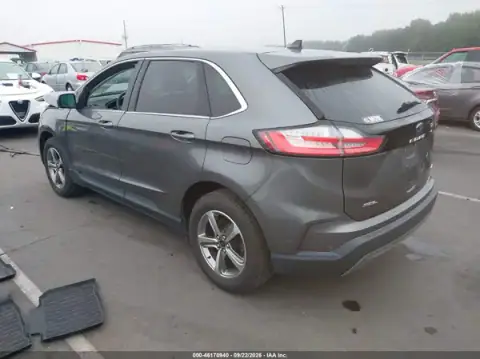 2FMPK4J93PBA07137 — 2023 Ford EDGE, zdjęcie 3 z IAAI 23.10.2026, Prawy przód