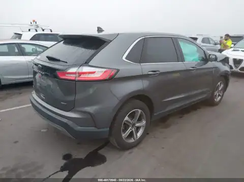 2FMPK4J93PBA07137 — 2023 Ford EDGE, zdjęcie 4 z IAAI 23.10.2026, Prawy przód