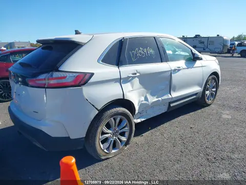 2FMPK4K99RBA21657 — 2024 Ford EDGE, фото 4 с аукциона IAAI 22.10.2026, правый бок