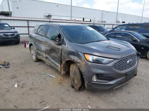 2FMPK4J98RBA26043 — 2024 Ford EDGE, правый бок (Right Side), фото до ремонта