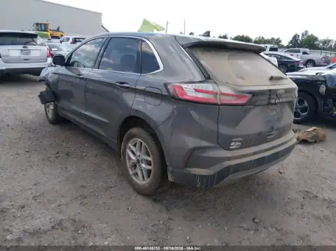 2FMPK4J98RBA26043 — 2024 Ford EDGE, фото 3 с аукциона IAAI, правый бок