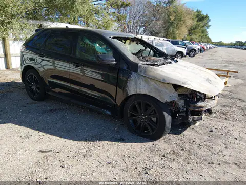 2FMPK4J90RBA58548 — 2024 Ford EDGE, Pożar silnika, zdjęć przed naprawą